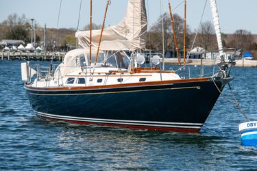 42' Hinckley 1990 Yacht For Sale